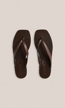 Load image into Gallery viewer, A.EMERY The Kinto Sandal
