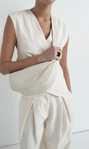 ST. AGNI Minimal Tailored Vest