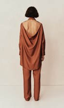 Load image into Gallery viewer, ESSE | Classico Drape Silk Shirt
